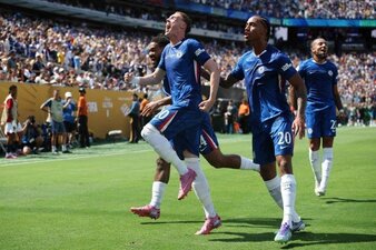 Imagem para O Mundo É Azul: Chelsea Conquista Primeiro Título da Copa do Mundo de Clubes