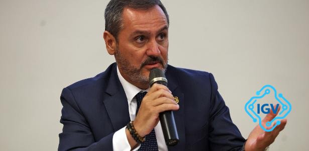 Imagem para Diretor da Polícia Federal classifica live de Eduardo Bolsonaro como ' covarde tentativa de intimidação ' a servidores