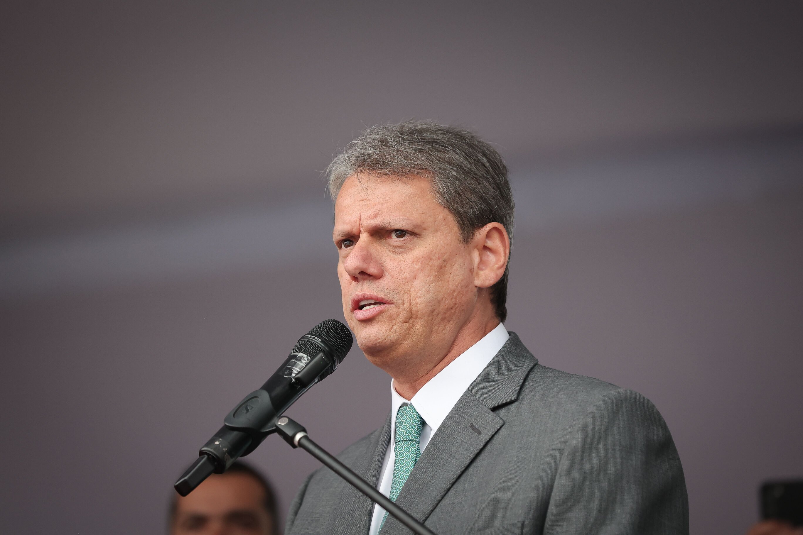 Imagem para Tarcísio defende diálogo em negociações sobre tarifas com EUA