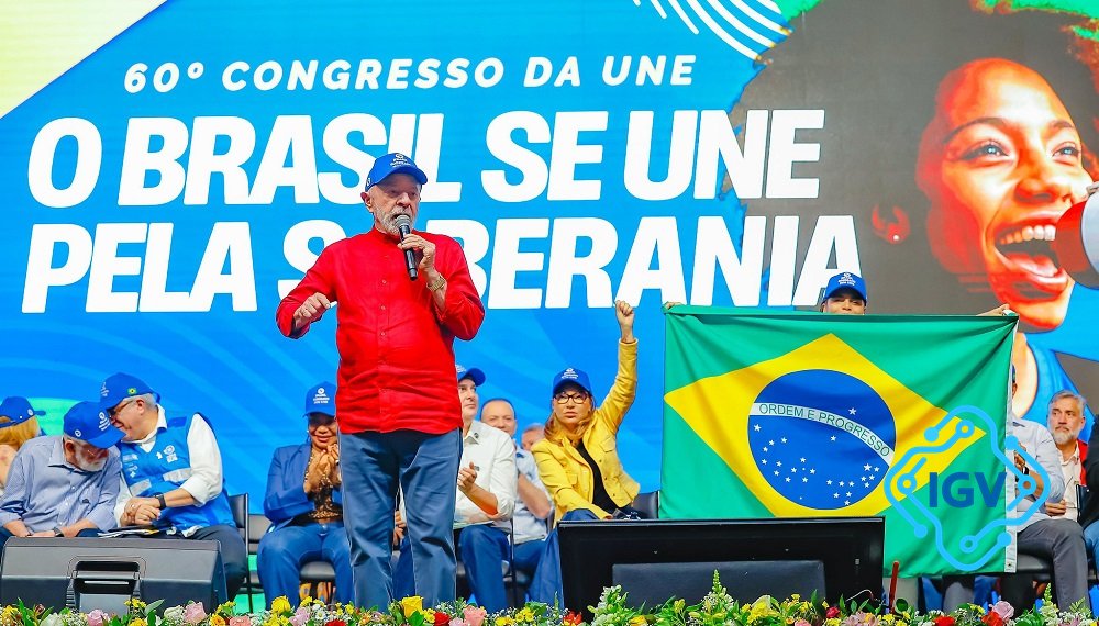 Imagem para Tragédia na BR-153: Lula se reúne com estudantes da UFPA após acidente que vitimou 5 e feriu 70