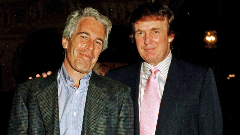 Imagem para Trump tentou bloquear publicação de artigo do Wall Street Journal sobre carta íntima a Epstein