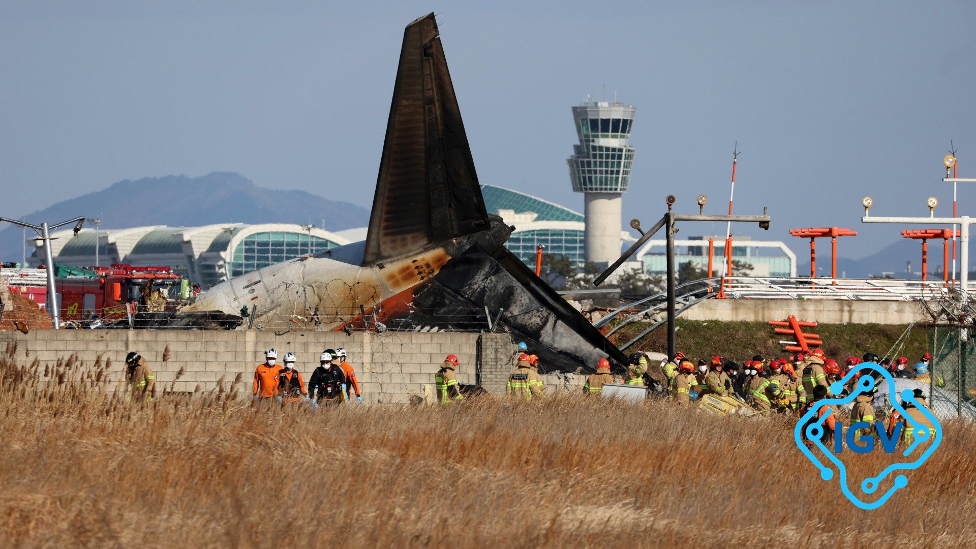Imagem para Acidente Trágico na Coreia do Sul: Avião Explode após Colisão com Pássaros