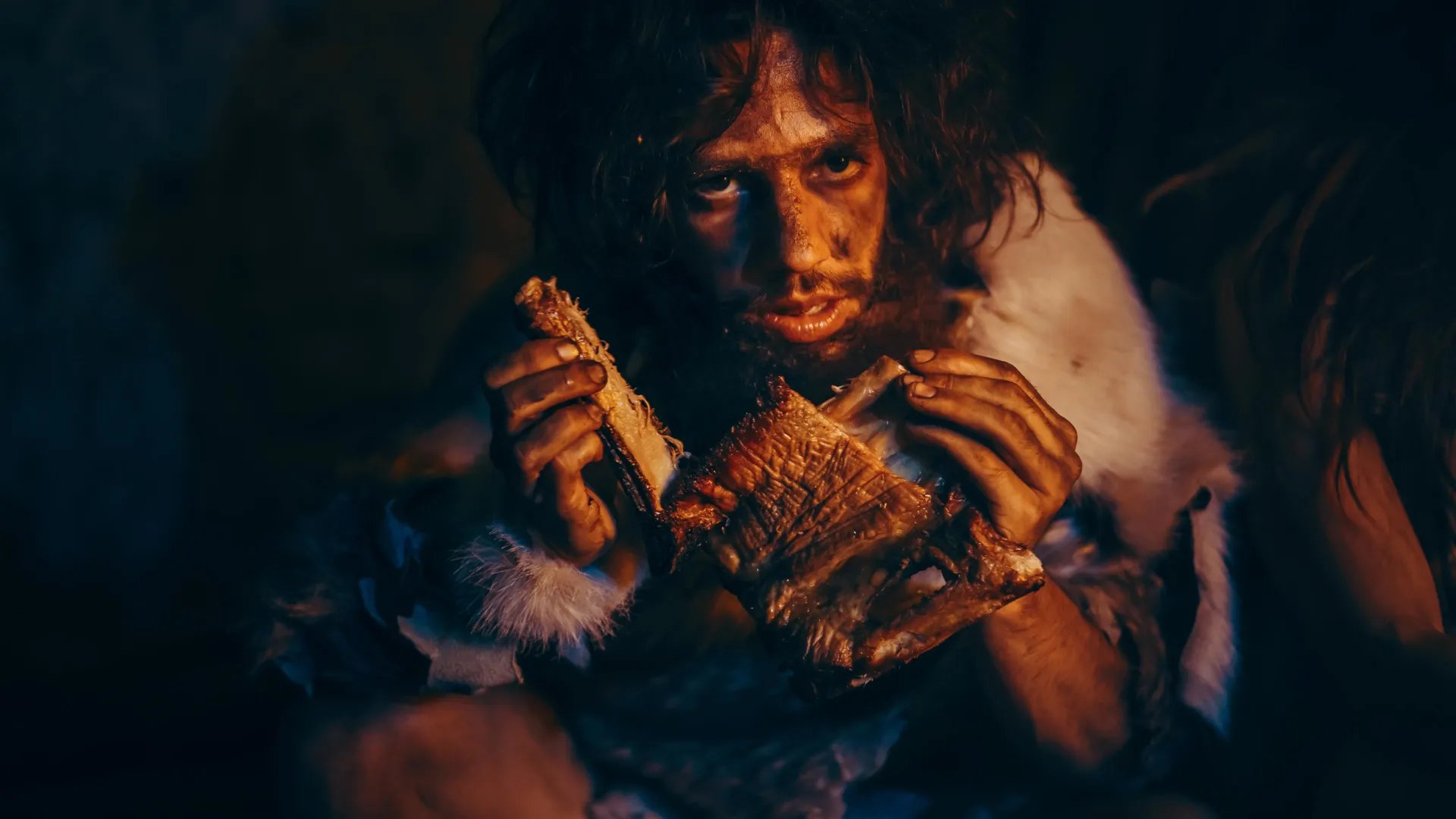 Imagem para Os Neandertais tinham receitas de família? Descubra as diferenças na preparação da carne entre dois grupos